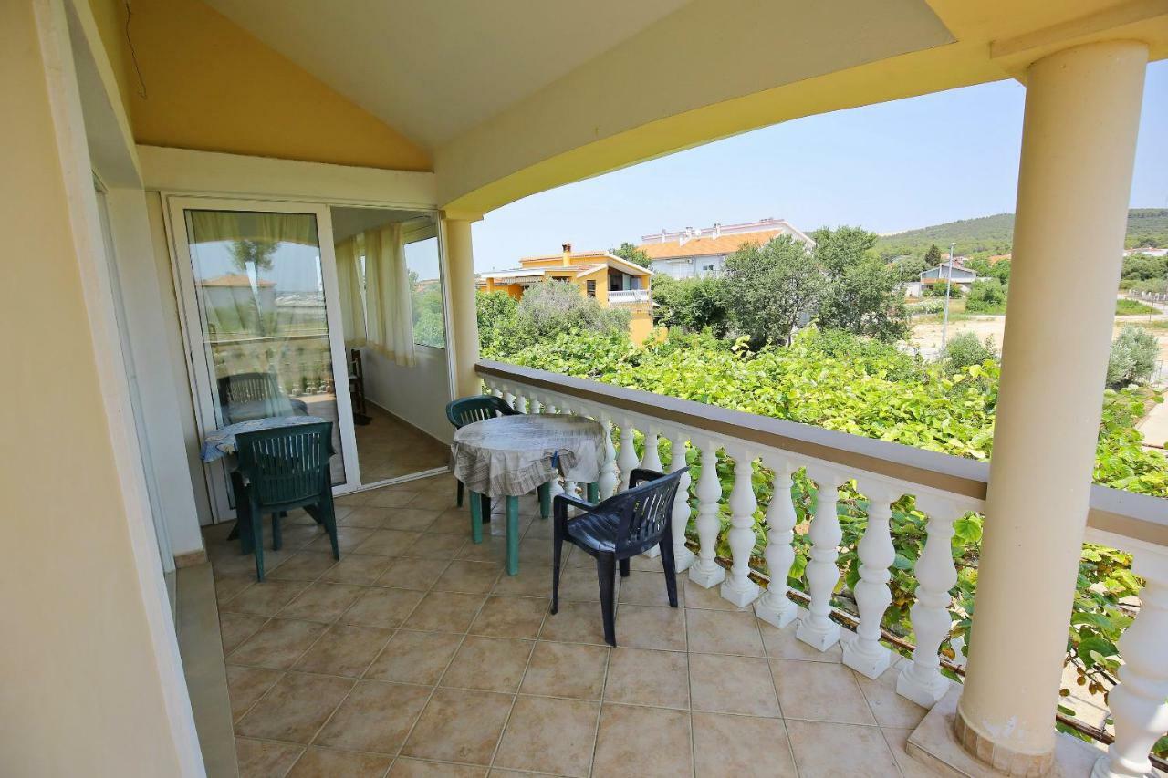Appartement Large Gardens 2 à Bibinje Extérieur photo